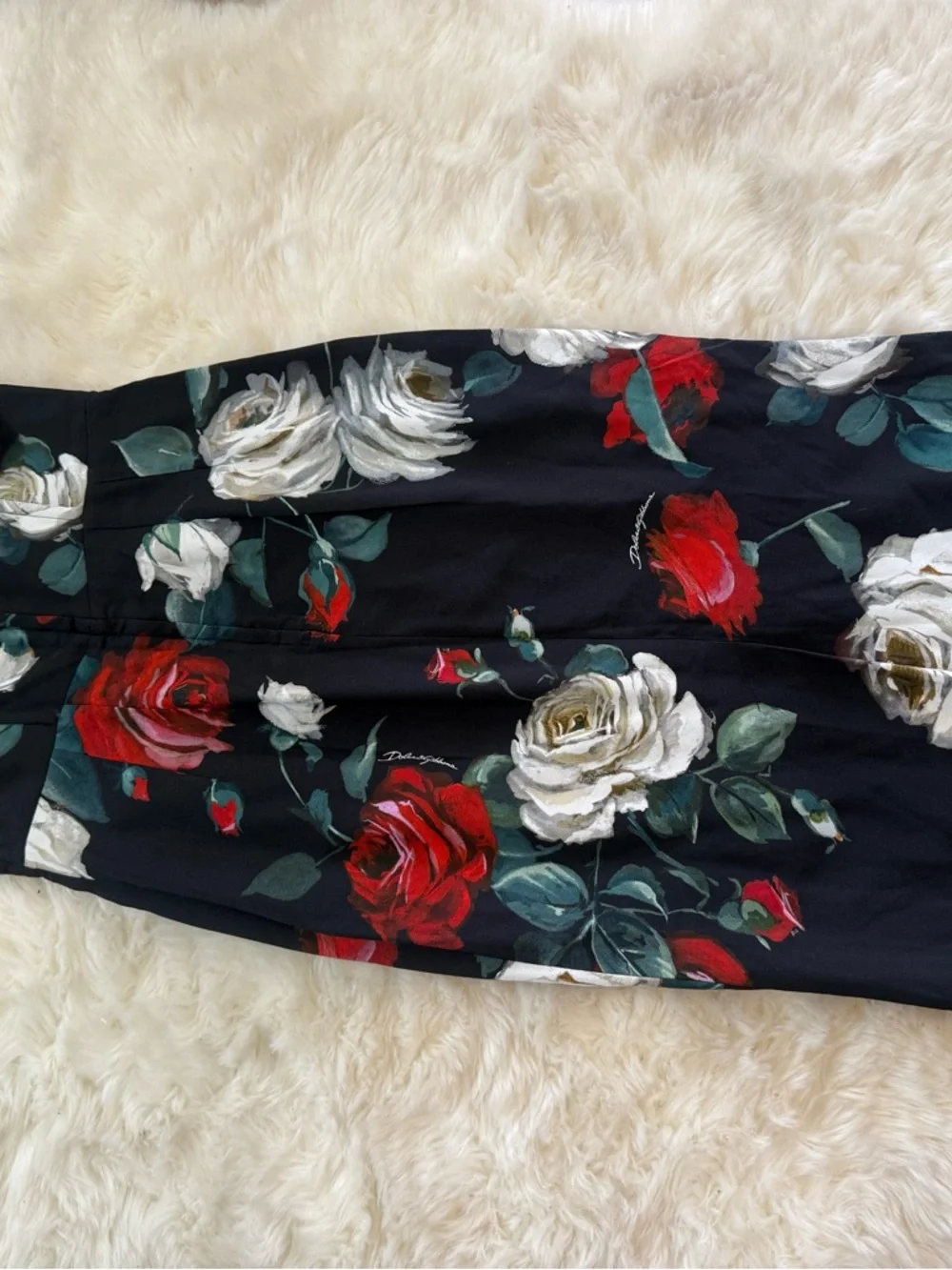 Dolce & Gabbana Black Floral Midi Dress with Red & White Roses - Picture 9 of 10